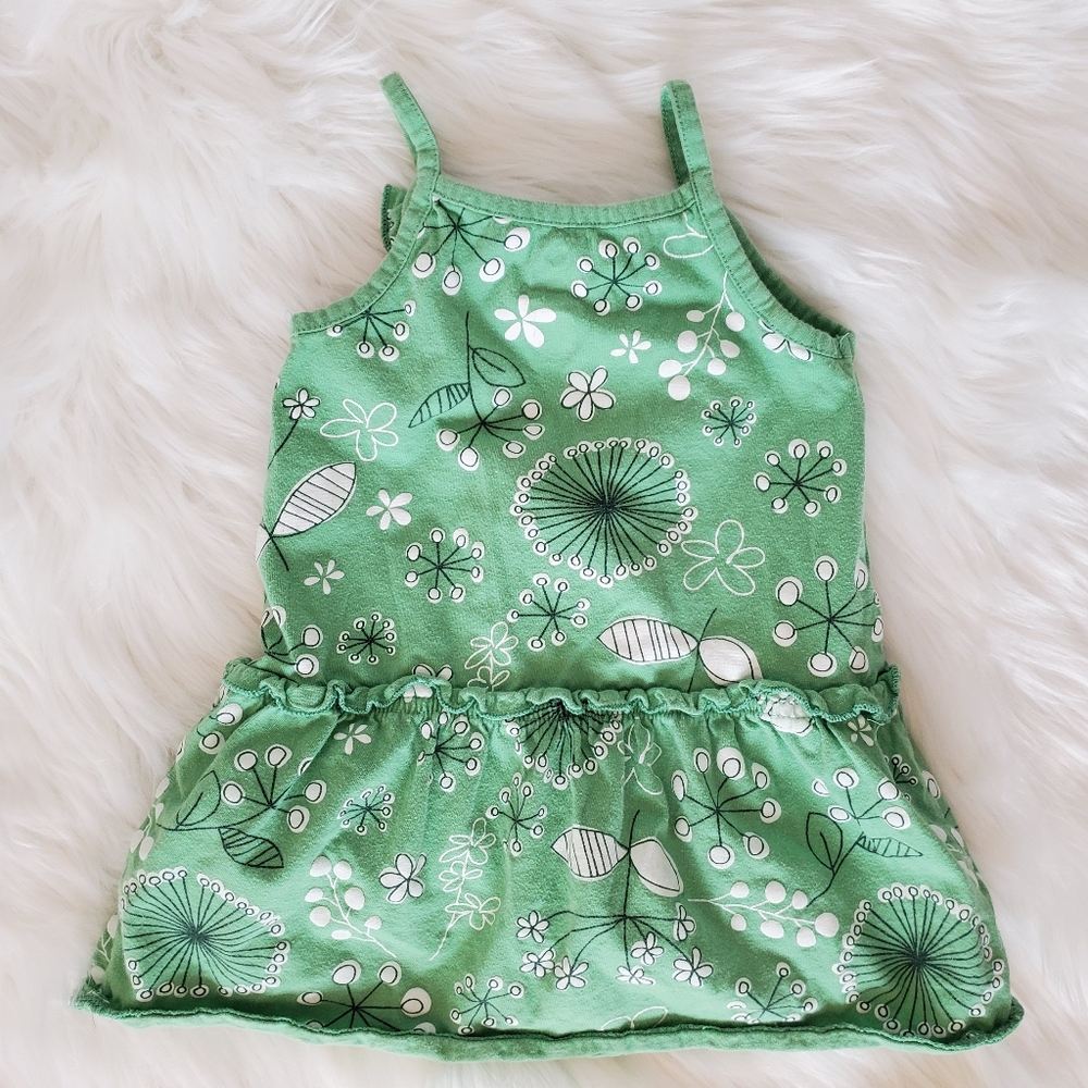 ☆3/$15!☆ Green cotton dress w/ ruffles & lace